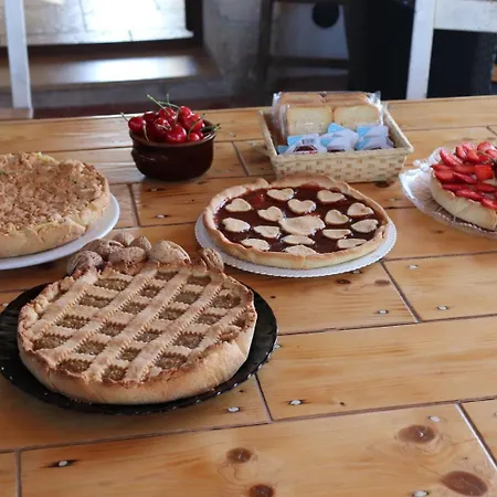 Lu Core Nosciu Alojamento de Acomodação e Pequeno-almoço